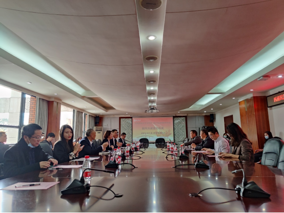 1120 本所与西南民大法学院“合作协议书”签约仪式顺利举行215.png